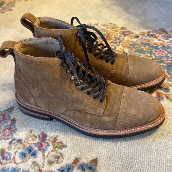 Huckberry Rhodes Portland Boots in Mojave Suede - Picture 2 of 7